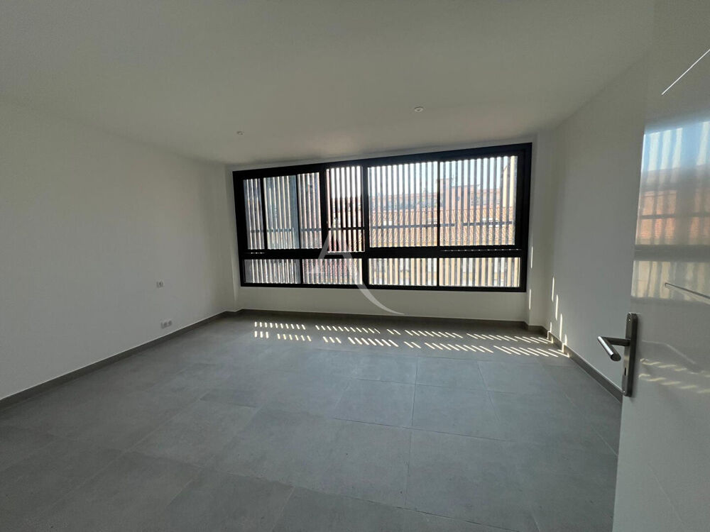 Vente Appartement Grand studio à proximité immédiate de Cannes Banane, des commerces et des plages Cannes