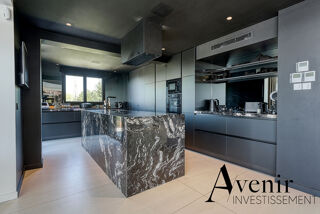  Maison à vendre 10 pièces 438 m²