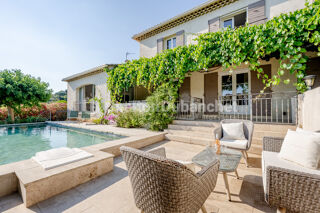  Maison à vendre 6 pièces 200 m²