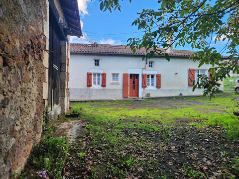   Chirac - maison avec grange, terrain et source d'eau - petite exploitation Maison - 2 pièce(s) - 57 m²