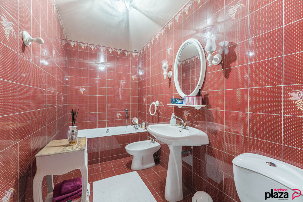  vendre  Maison Divonne-les-Bains (01220)