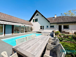  Maison  vendre 8 pices 194 m