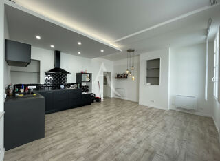  Appartement à louer 3 pièces 88 m²