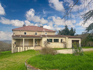  Maison � vendre 7 pi�ces 240 m�