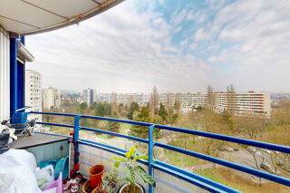  Appartement � vendre 4 pi�ces 77 m�