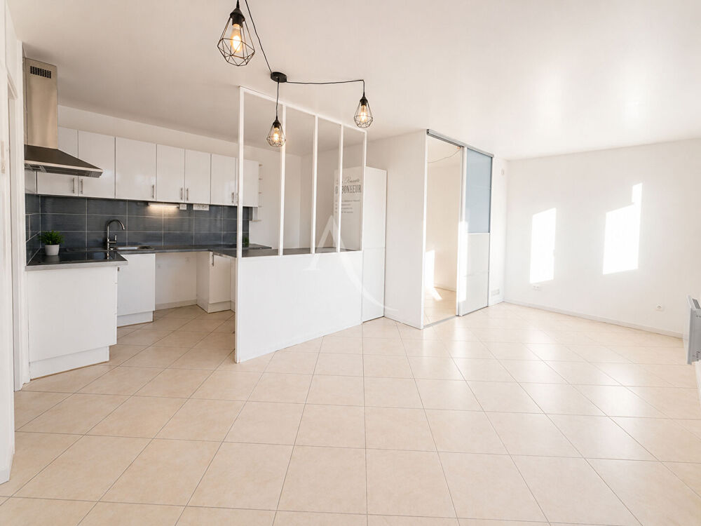 Appartement Saint Thibault Des Vignes T1 bis 40 m2