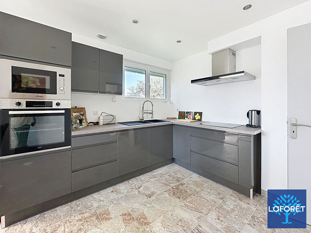 Vente Maison Maison Proche Beaumont Le Roger 5 pièce(s) 87 m2 Beaumont le roger