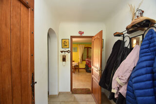 Vente Maison Maison Saint-paul-en-forêt 7 pièce(s) 210 m2 avec appatement T2 en location Saint paul en foret