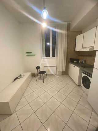  Appartement à louer 1 pièce 20 m²