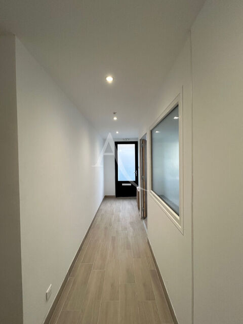 "LOCAL COMMERCIAL / BUREAUX 3 PIECES 98M2" 725 72000 Le mans