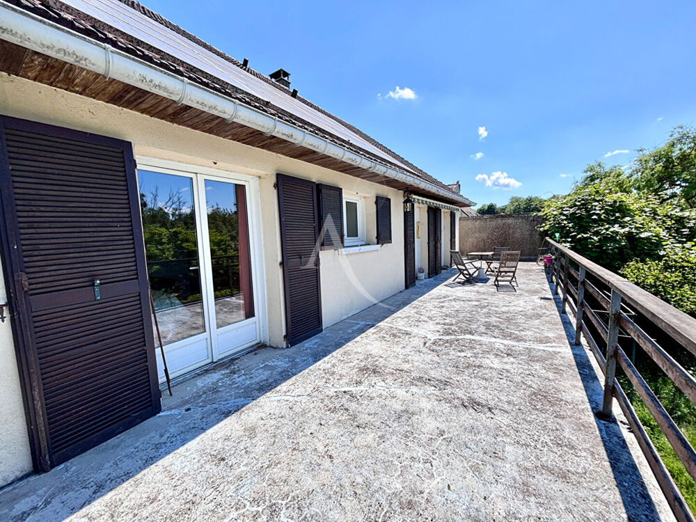 Maison Monthyon 8 pièces - 6 chambres - terrasse - sous sol -