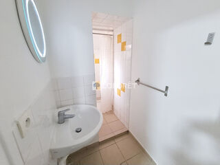  Immeuble � vendre 3 pi�ces 50 m�