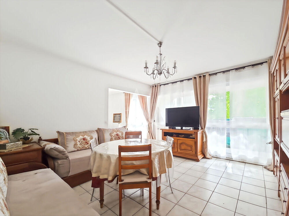 Vente Appartement Appartement 5 pièces 93 m² balcon cave et parking Les mureaux
