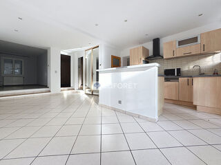  Maison � louer 7 pi�ces 123 m� Domarin