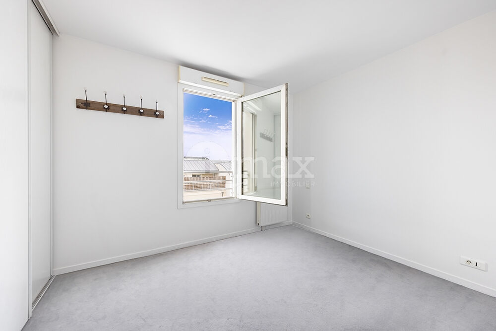 à vendre  Appartement Courbevoie (92400)
