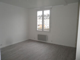 Appartement à louer 1 pièce 34 m²