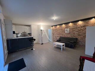 Appartement à louer 1 pièce 35 m²