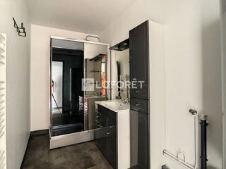  Appartement à louer 2 pièces 58 m²