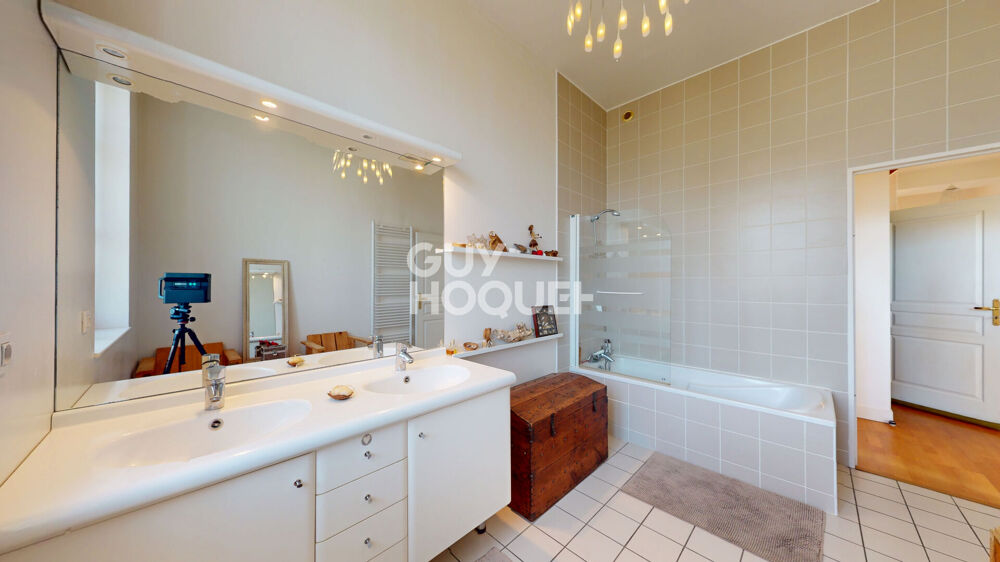 � vendre  Maison Saint-Cyr-sur-Loire (37540)