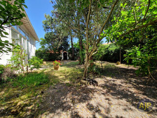  Maison � vendre 9 pi�ces 209 m�