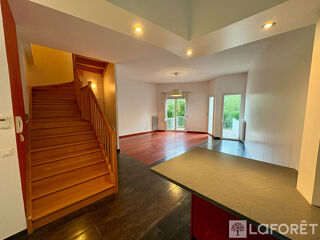  Maison � vendre 8 pi�ces 180 m�