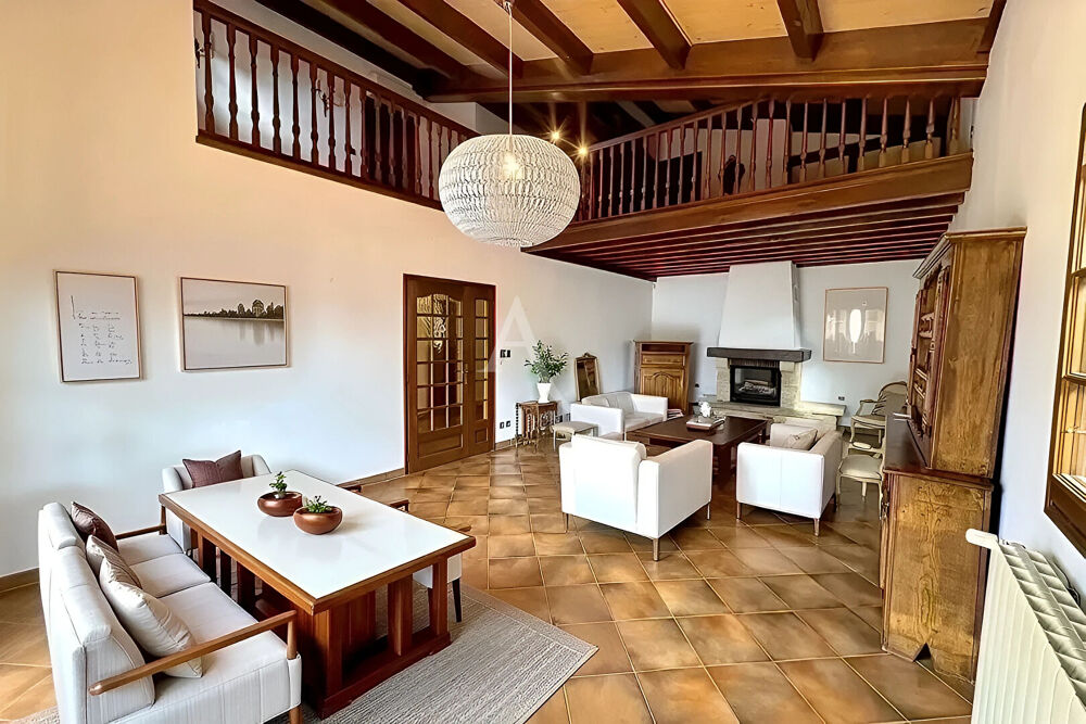 Vente Maison Maison Sète 7 pièces 242 m² + dépendance Sete