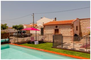  Maison � vendre 15 + pi�ces 320 m�