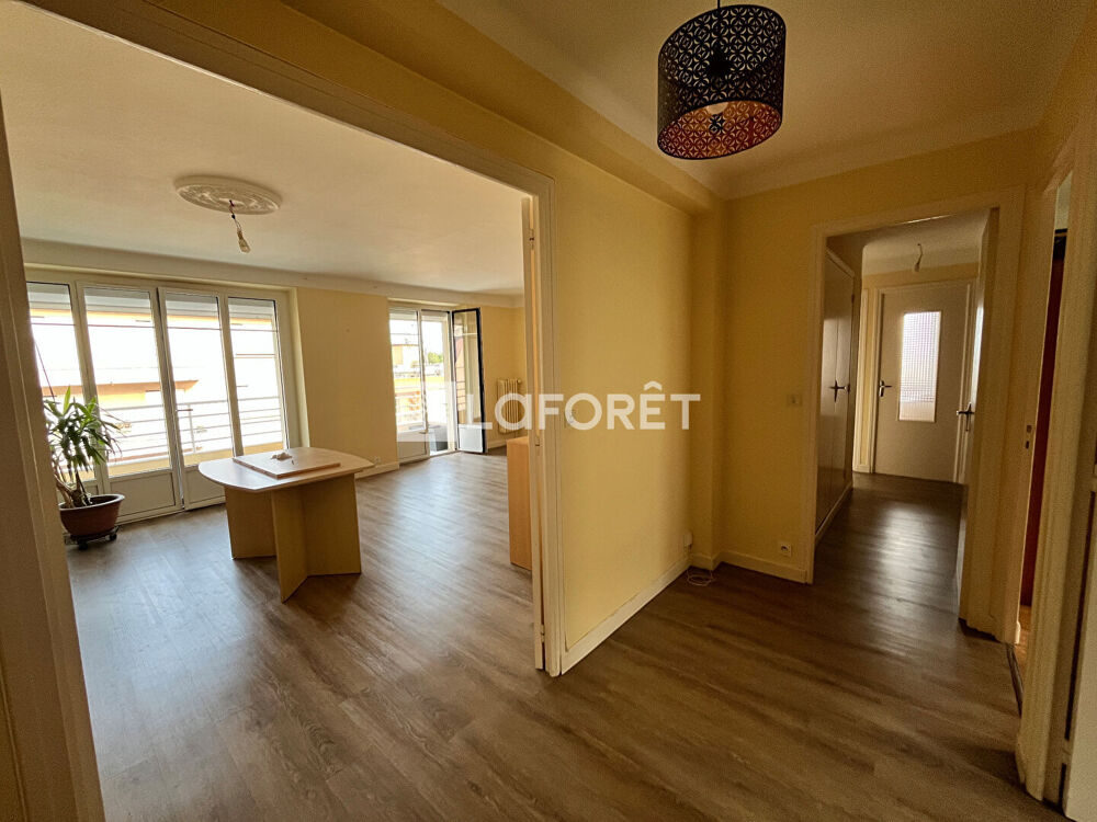RODEZ SUD PRES CV T4 TRAVERSANT BALCONS BUANDERIE JARDIN GARAGE CAVES