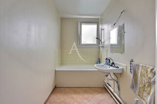  Appartement  vendre 4 pices 76 m