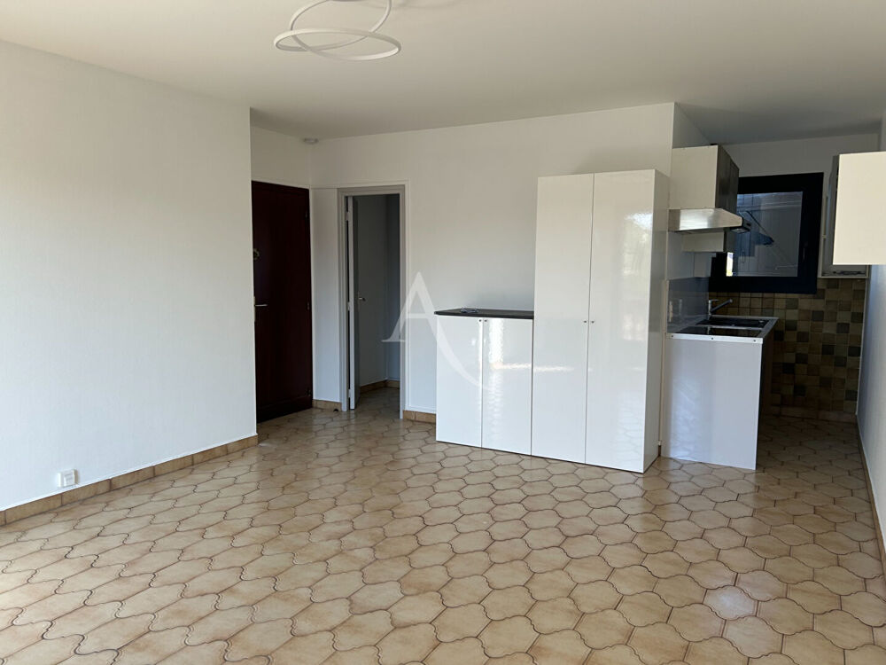 Location Appartement Appartement Noisy Le Grand 1 pièce(s) 31.12 m2 Noisy le grand