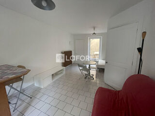  Appartement à louer 1 pièce 31 m²