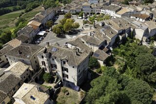  Villa à vendre 15 + pièces 427 m²