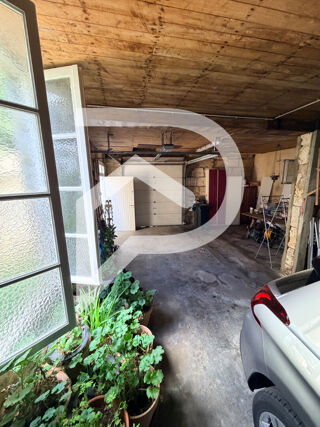  Maison à vendre 11 pièces 215 m²