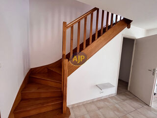  Maison à louer 4 pièces 71 m²