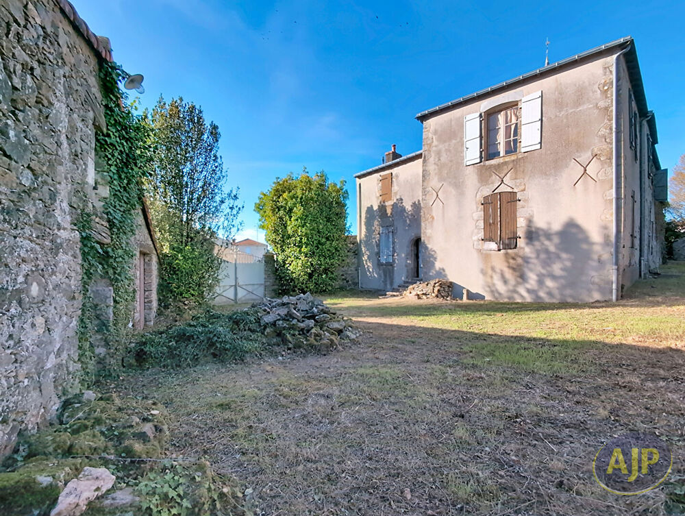 Vente Maison Maison Montréverd 8 pièces 220 m² Montreverd