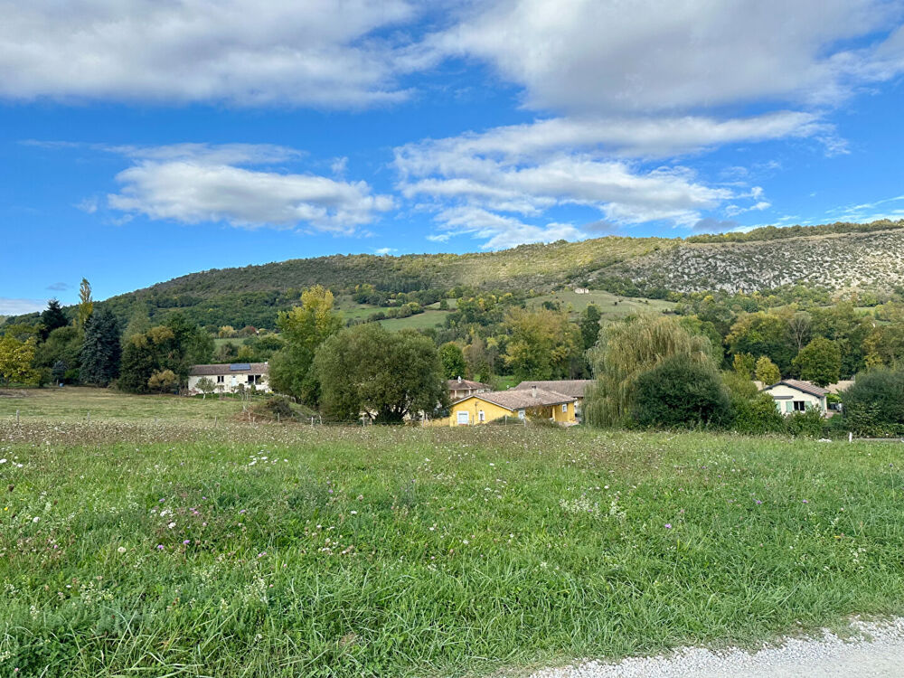 Vente Terrain Terrain constructible de 1 700 m² à Foix. Un cadre de vie à imaginer selon vos envies Foix