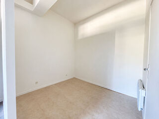  Appartement à louer 1 pièce 31 m²