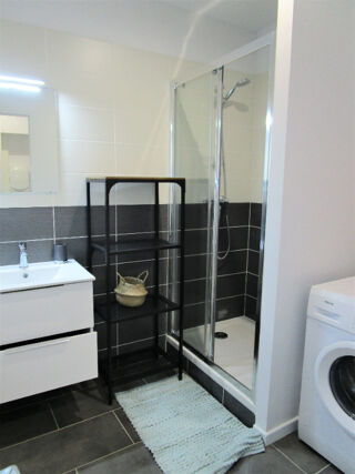  Appartement à louer 1 pièce 25 m²