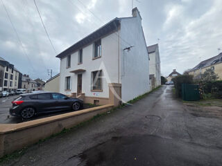  Immeuble à vendre 10 pièces 210 m²