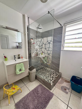  Appartement � vendre 4 pi�ces 79 m�