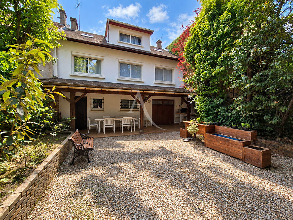Vente Maison Maison familiale 190 m² - JARDIN - Limite Neuilly-Plaisance Rosny sous bois