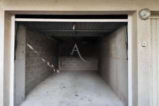  Parking / Garage à vendre 14 m²
