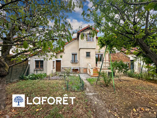 Vente Maison Maison 5 pièces à vendre à Viry Chatillon - Centre ville, proche écoles et transports Viry chatillon