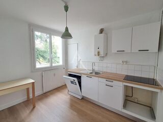  Appartement à louer 4 pièces 67 m²