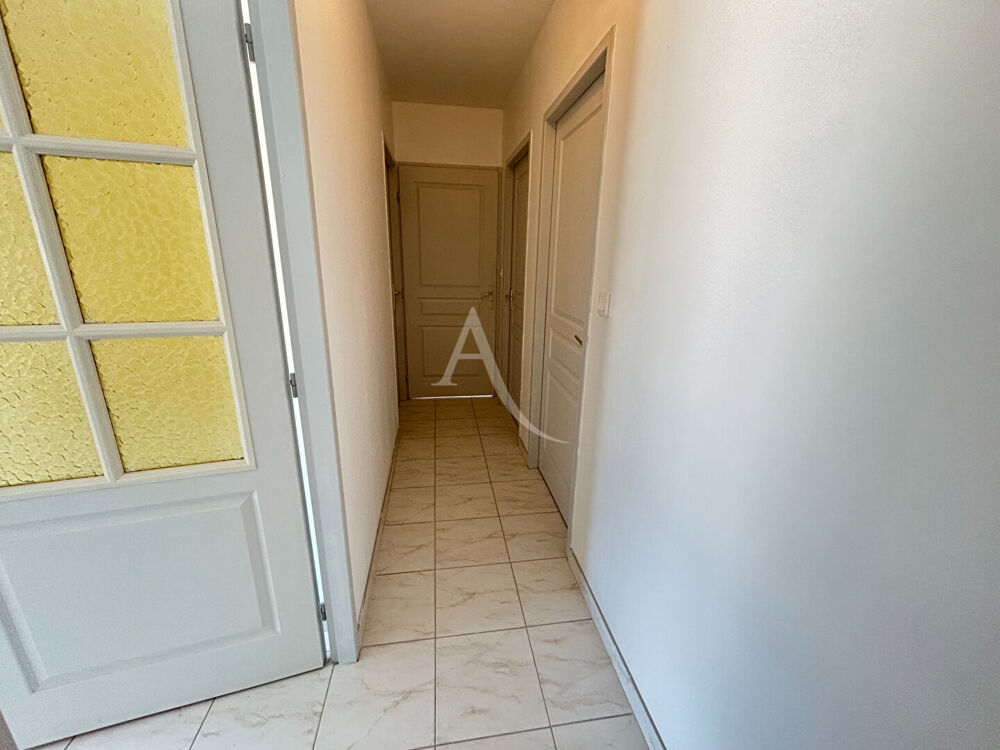 Location Appartement Proche NARBONNE à VINASSAN, Appartement 82m² -  3 chambres, terrasse, garage + PARKING Vinassan