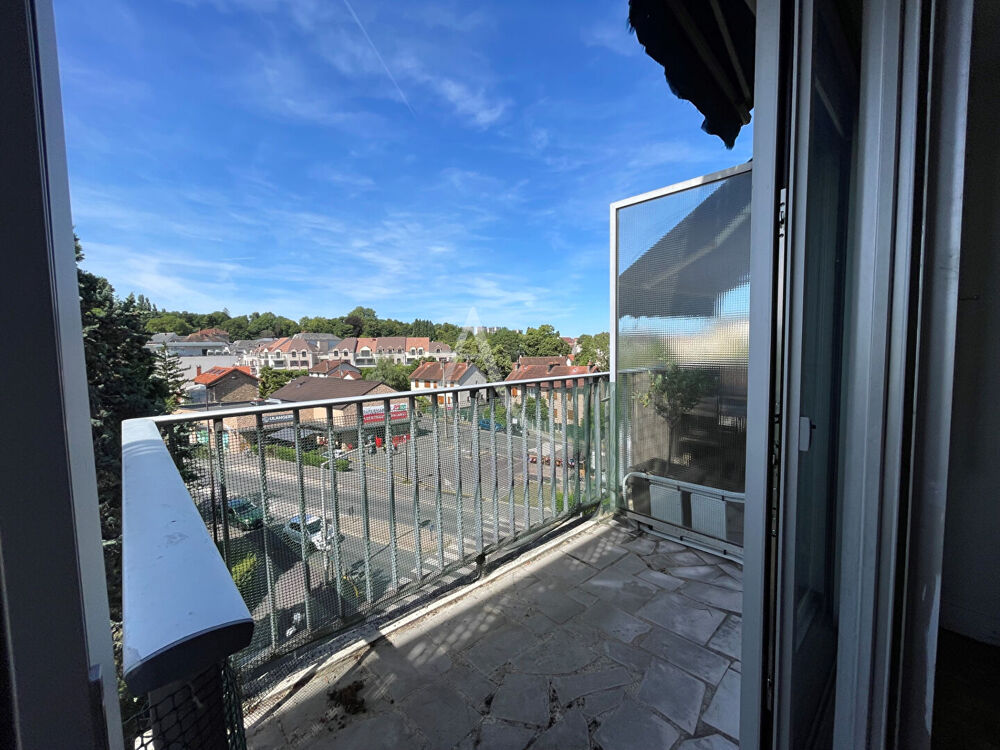 Location Appartement Studio de 28m² Viry-Chatillon centre ville Viry chatillon