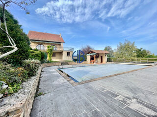  Maison � vendre 10 pi�ces 350 m�