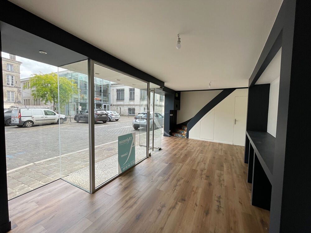   Local commercial Fontenay Le Comte Fontenay le comte
