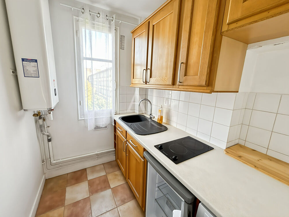 Vente Appartement Appartement 2 Pièces 34 M² rue de Charenton Paris 12
