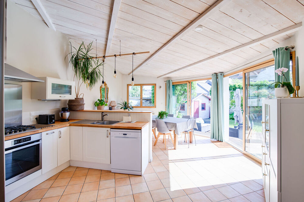 Vente Maison A VENDRE NANTES/ZOLA MAISON AVEC CHAMBRE AU REZ DE CHAUSSE /JARDIN/GARAGE Nantes